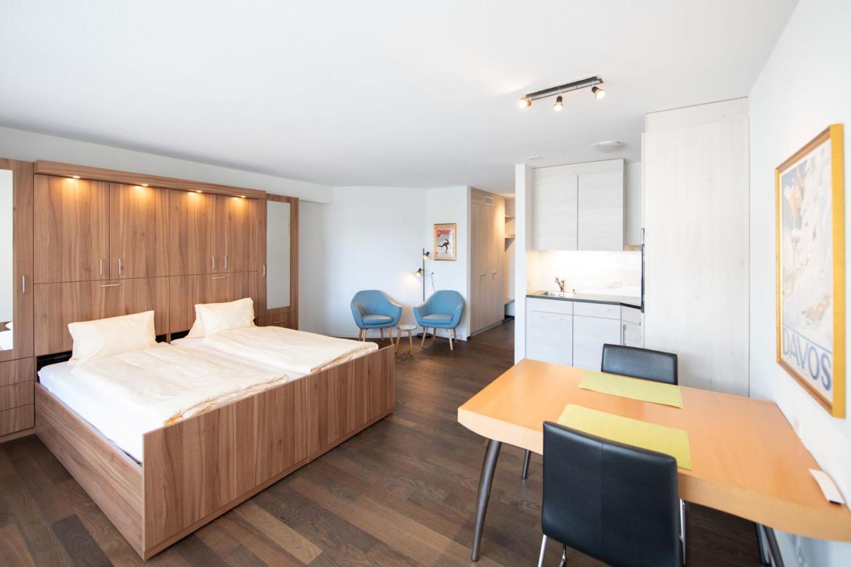 Apartment Ferienwohnungen, Carlton Am Park, Platz